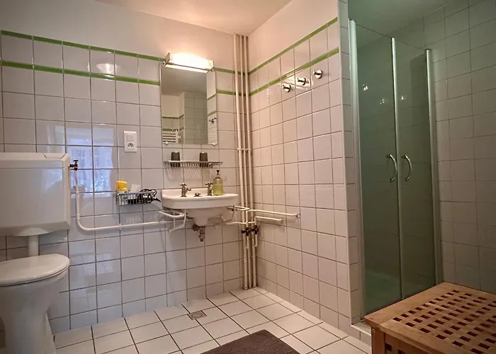 Notre-Dame d'Escouloubre Sources d'eaux chaudes privées et sauna